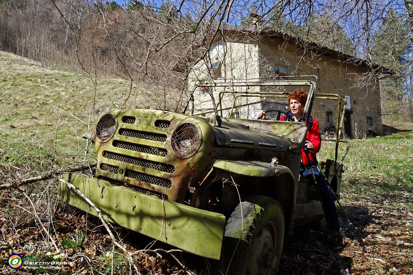 54 Jeep militare d'altri tempi.JPG -                                